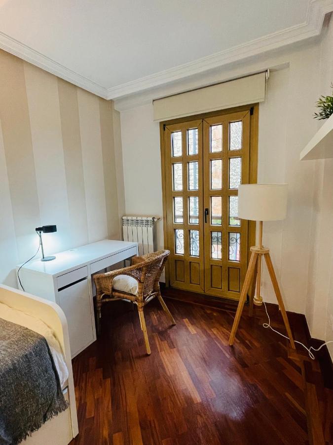 Apartment Atico Al Lado Del Ayuntamiento Oviedo