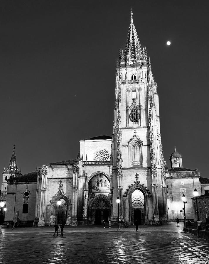 Atico Al Lado Del Ayuntamiento Apartment Oviedo